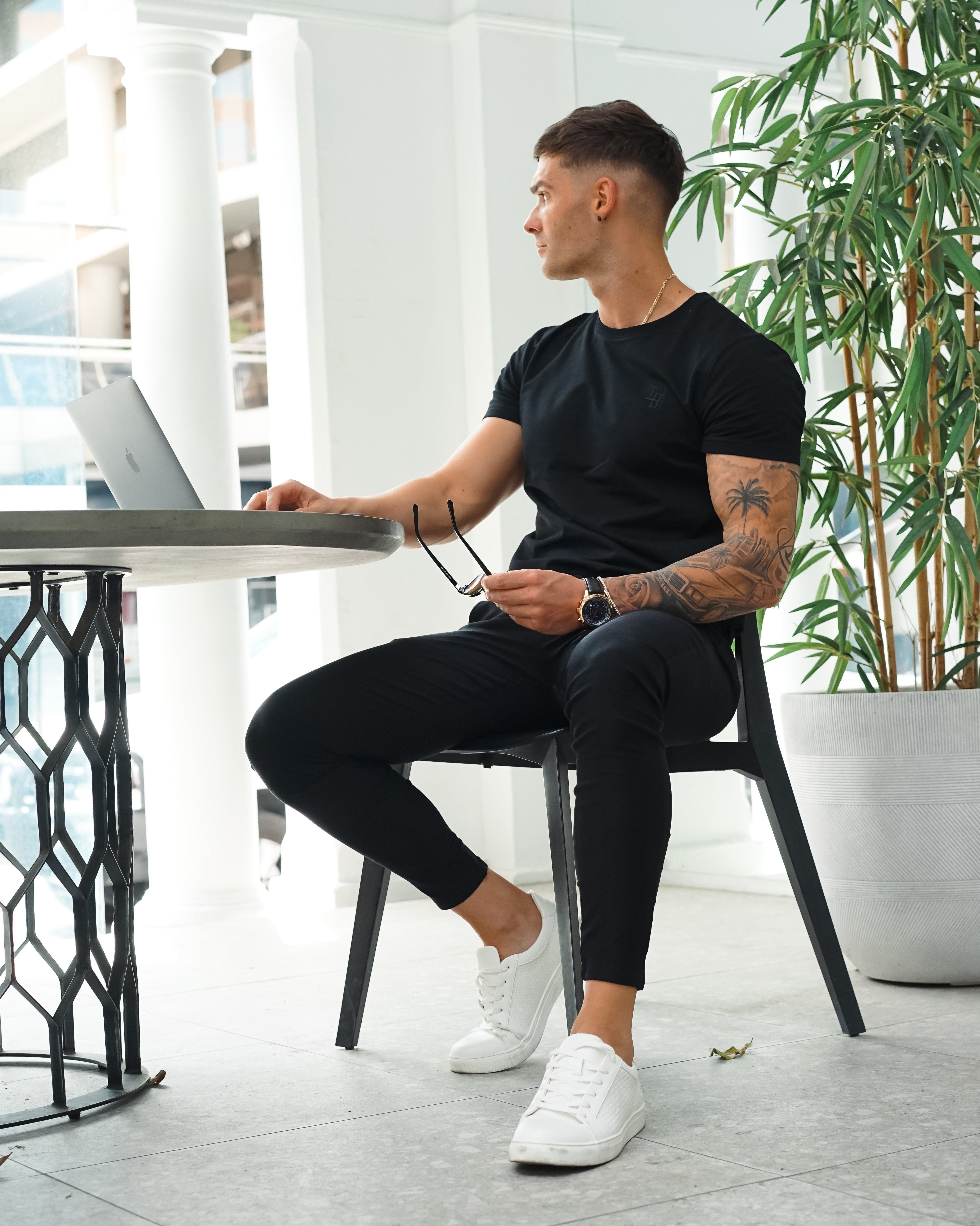 Black Skinny Fit Chino