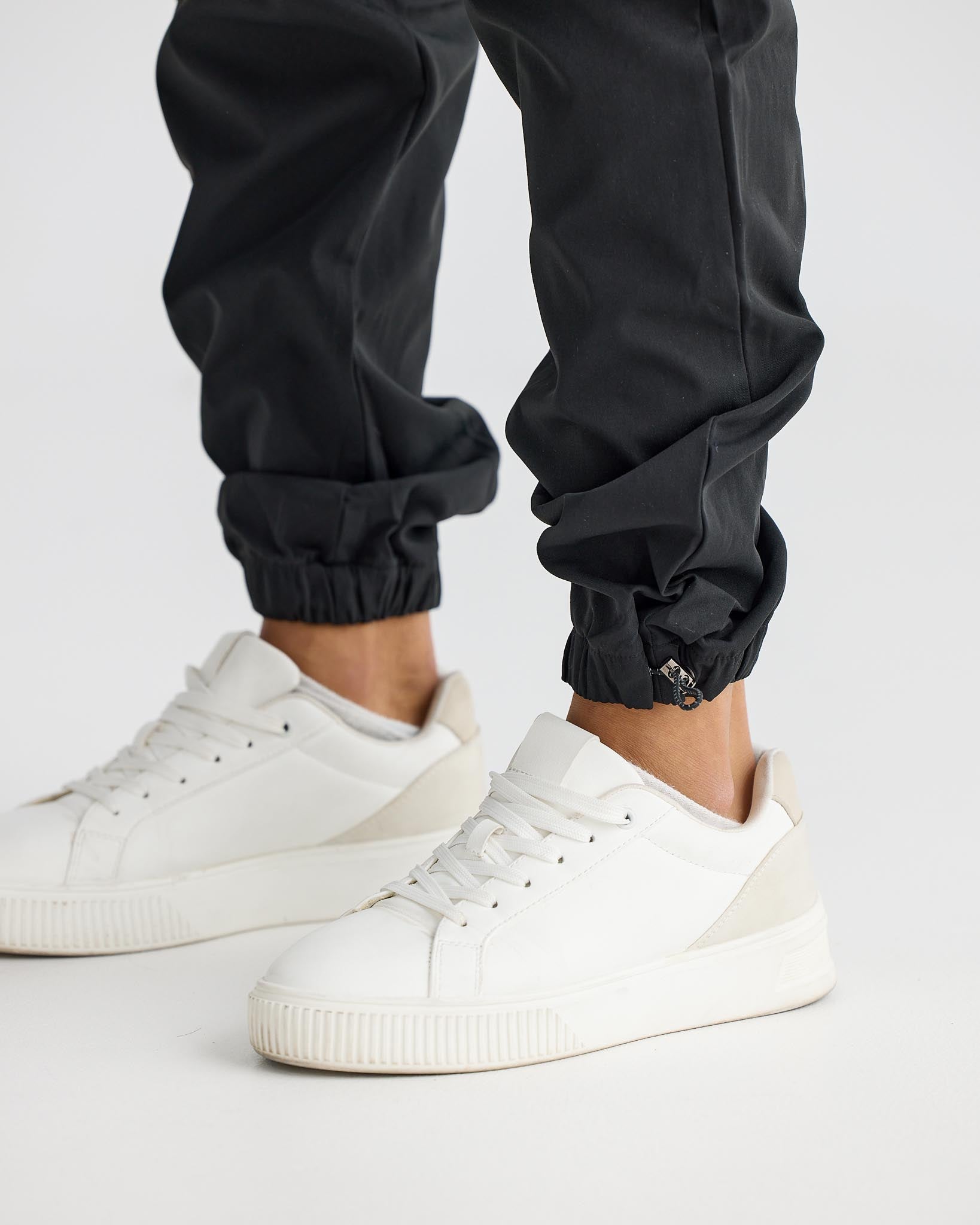 Black Cargo Pants V2