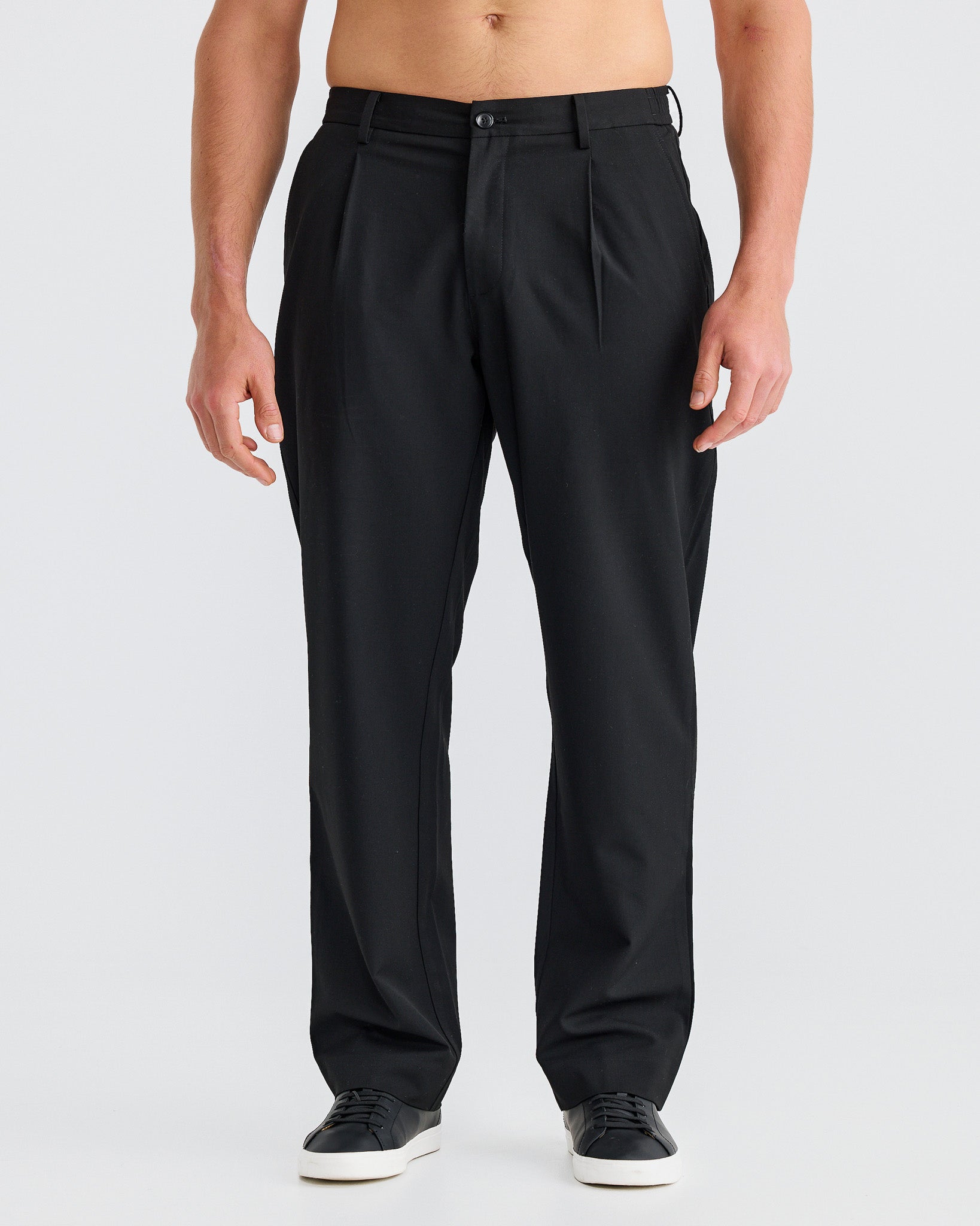 Black Wide Pleat Pant