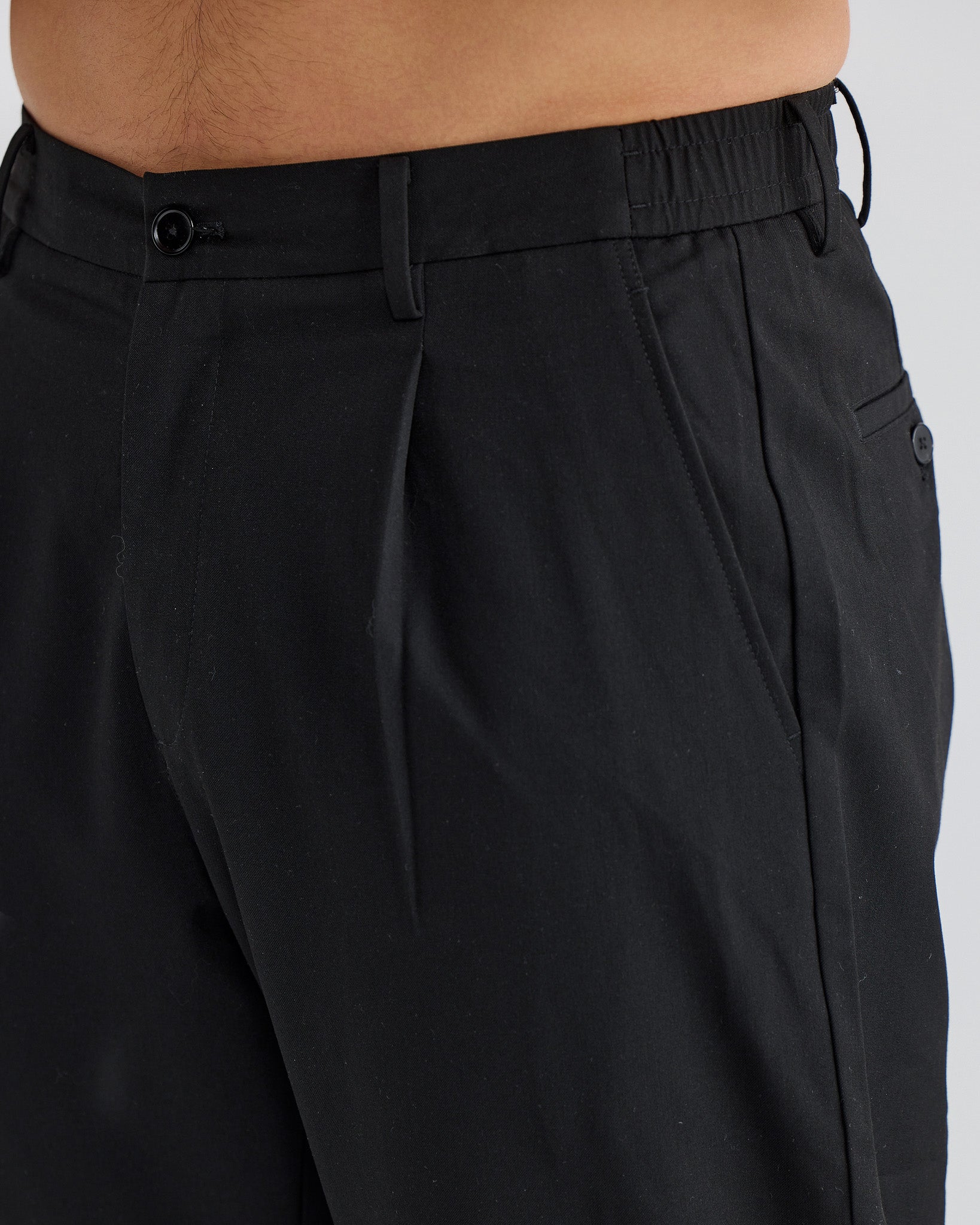 Black Wide Pleat Pant