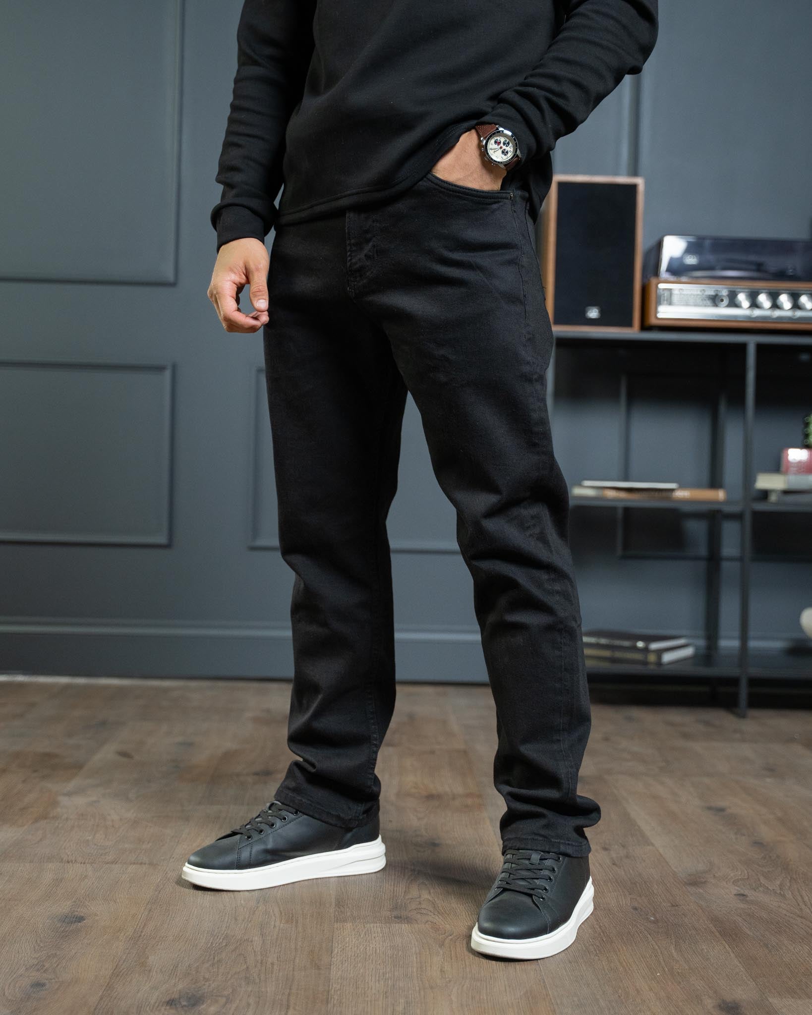 Vintage Black Relax Fit Jeans